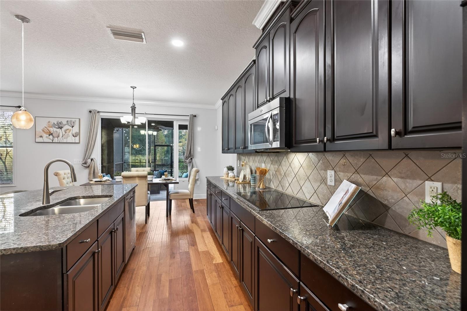 Listing photo id 13 for 22774 Cherokee Rose Place