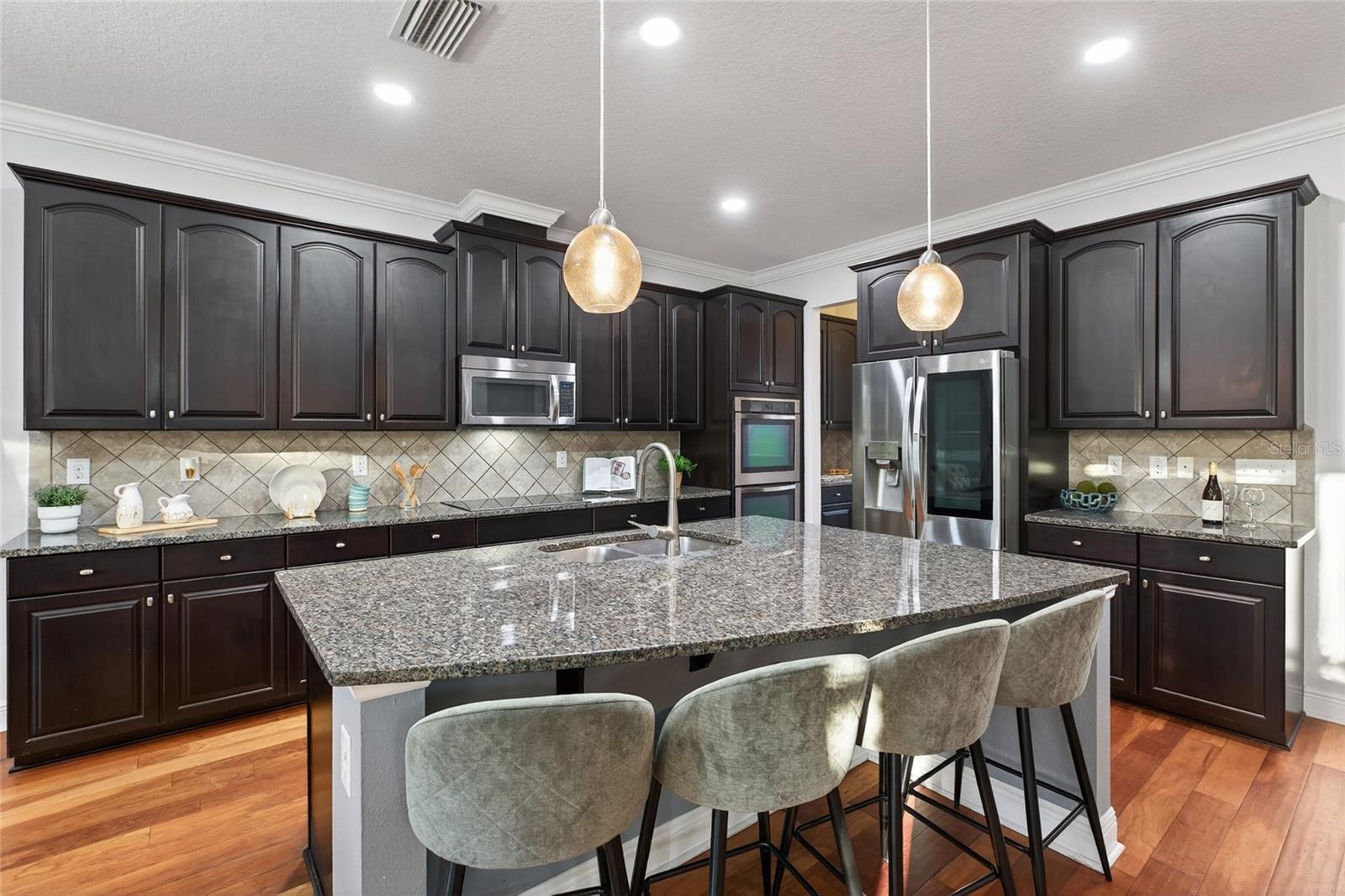 Listing photo id 17 for 22774 Cherokee Rose Place