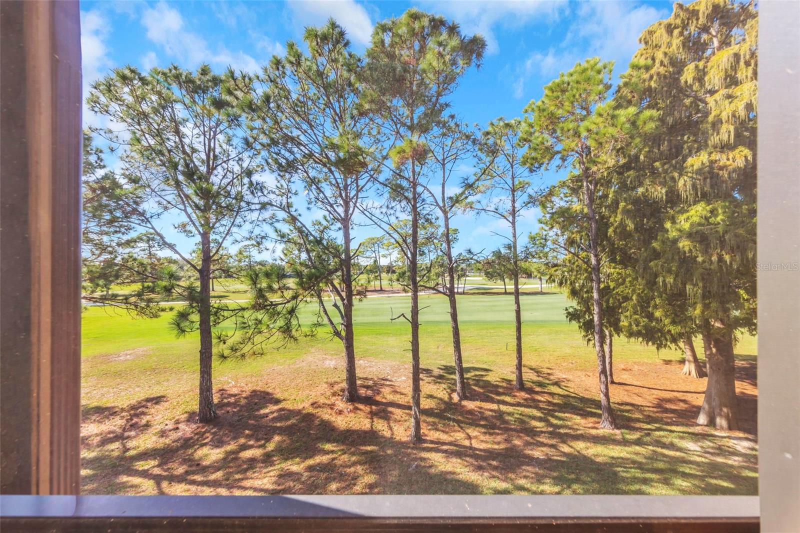 Image 22 of 36 For 2400 Feather Sound Drive 423