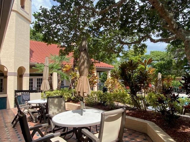 Image 32 of 36 For 2400 Feather Sound Drive 423