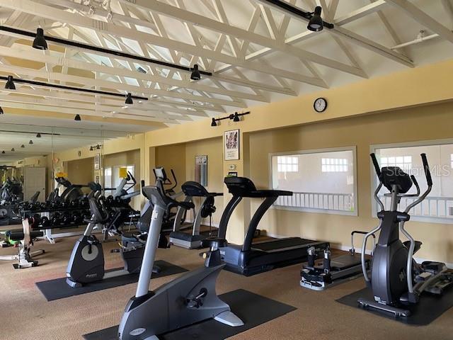 Image 34 of 36 For 2400 Feather Sound Drive 423