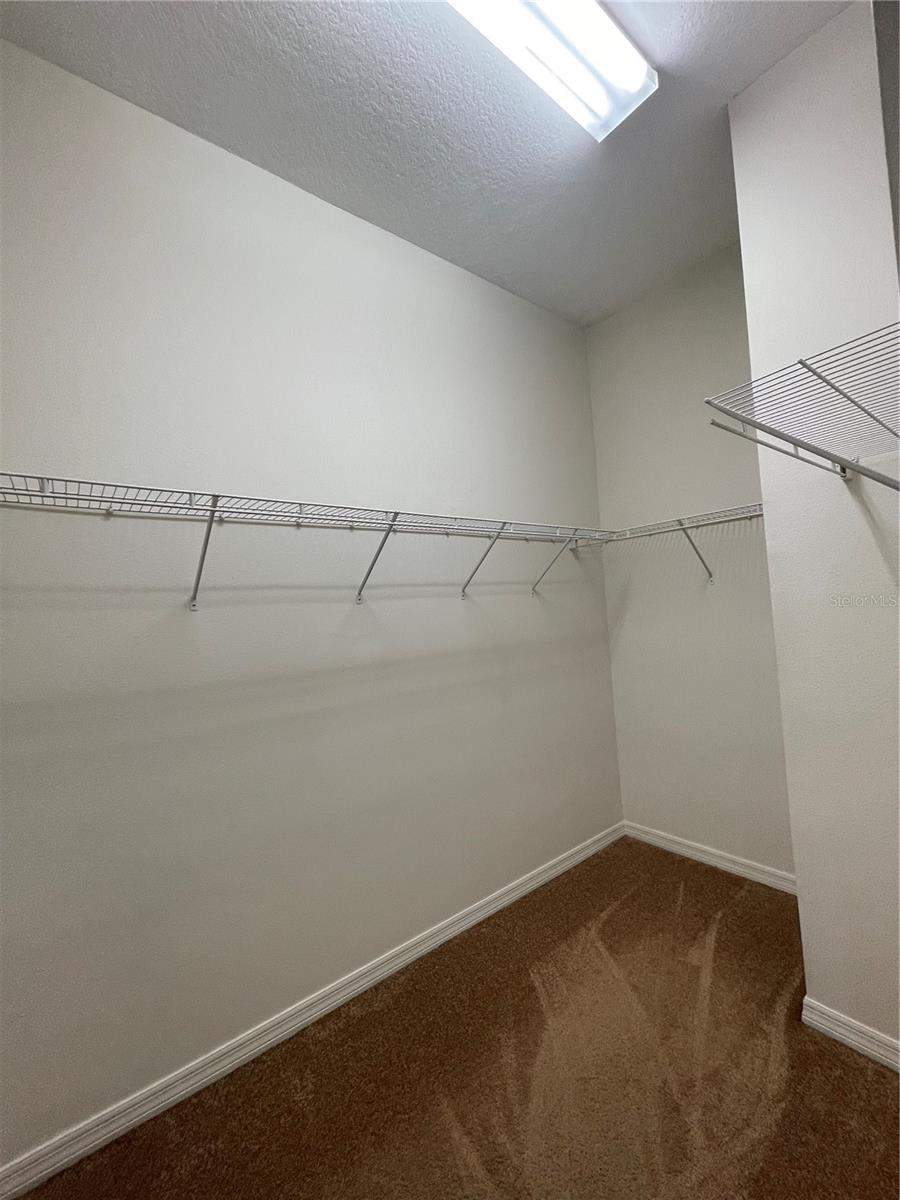 Image 19 of 38 For 7433 Arlington Grove Circle