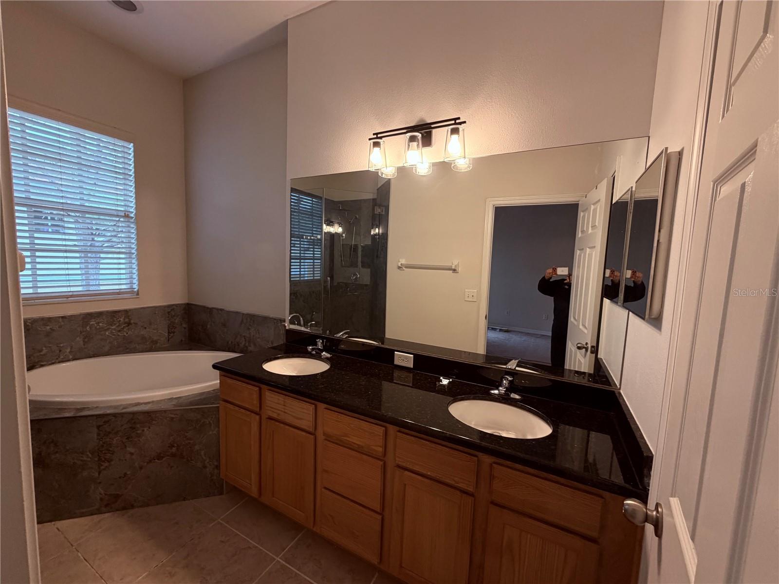 Image 20 of 38 For 7433 Arlington Grove Circle