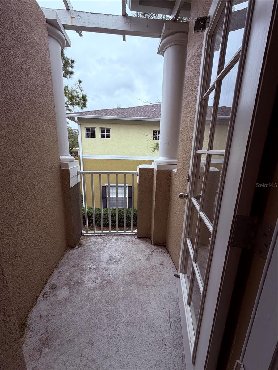 Image 29 of 38 For 7433 Arlington Grove Circle