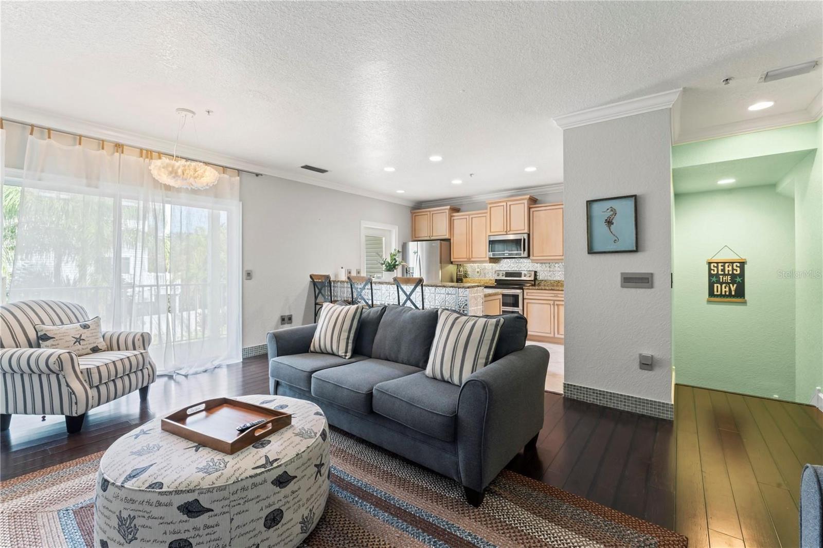 Image 4 of 33 For 512 1st Street 108