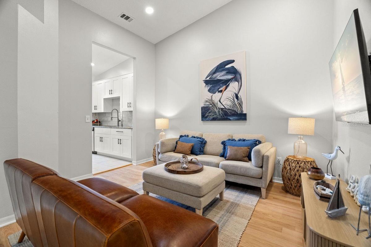 Image 10 of 70 For 621 Duchess Boulevard