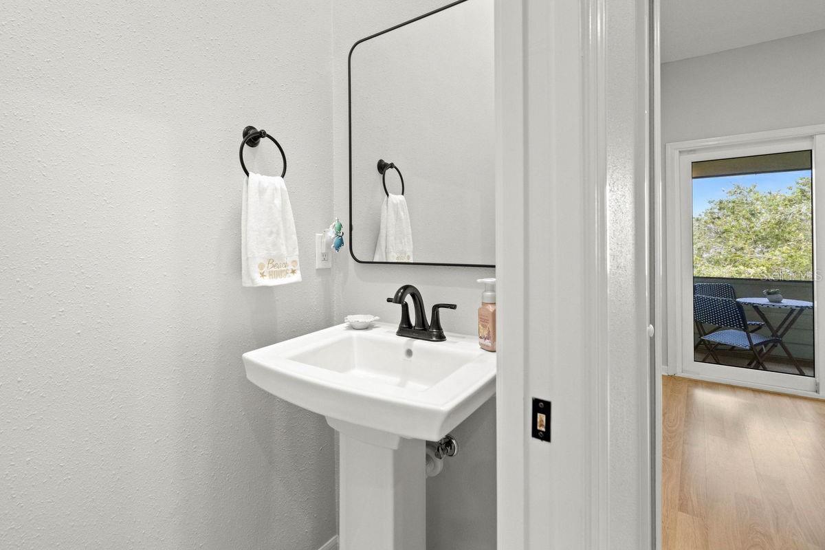 Image 18 of 70 For 621 Duchess Boulevard