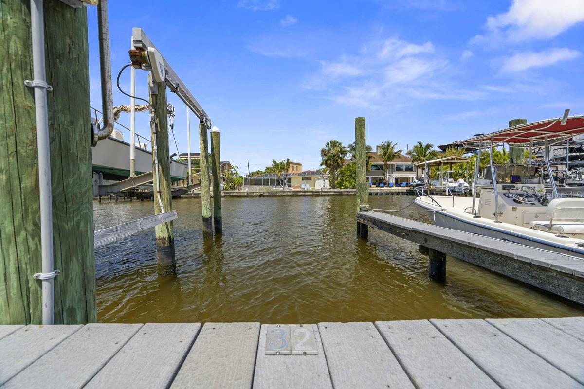 Image 3 of 70 For 621 Duchess Boulevard