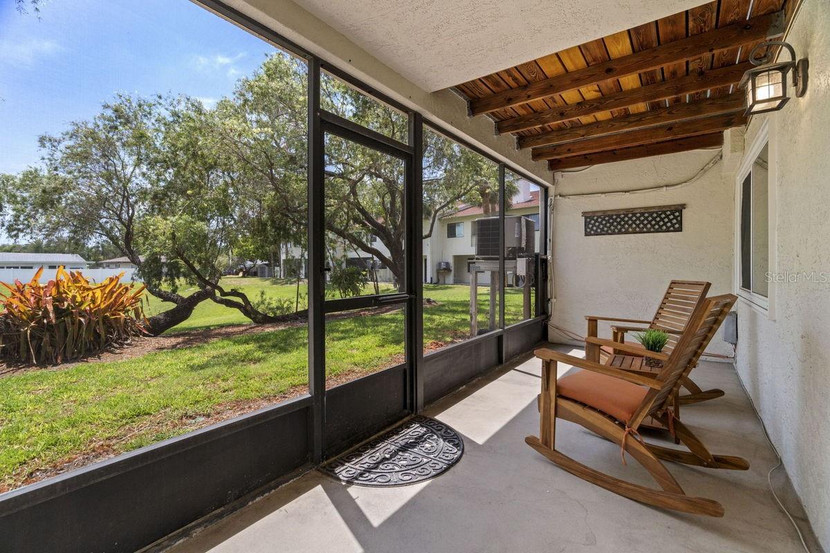 Image 31 of 70 For 621 Duchess Boulevard