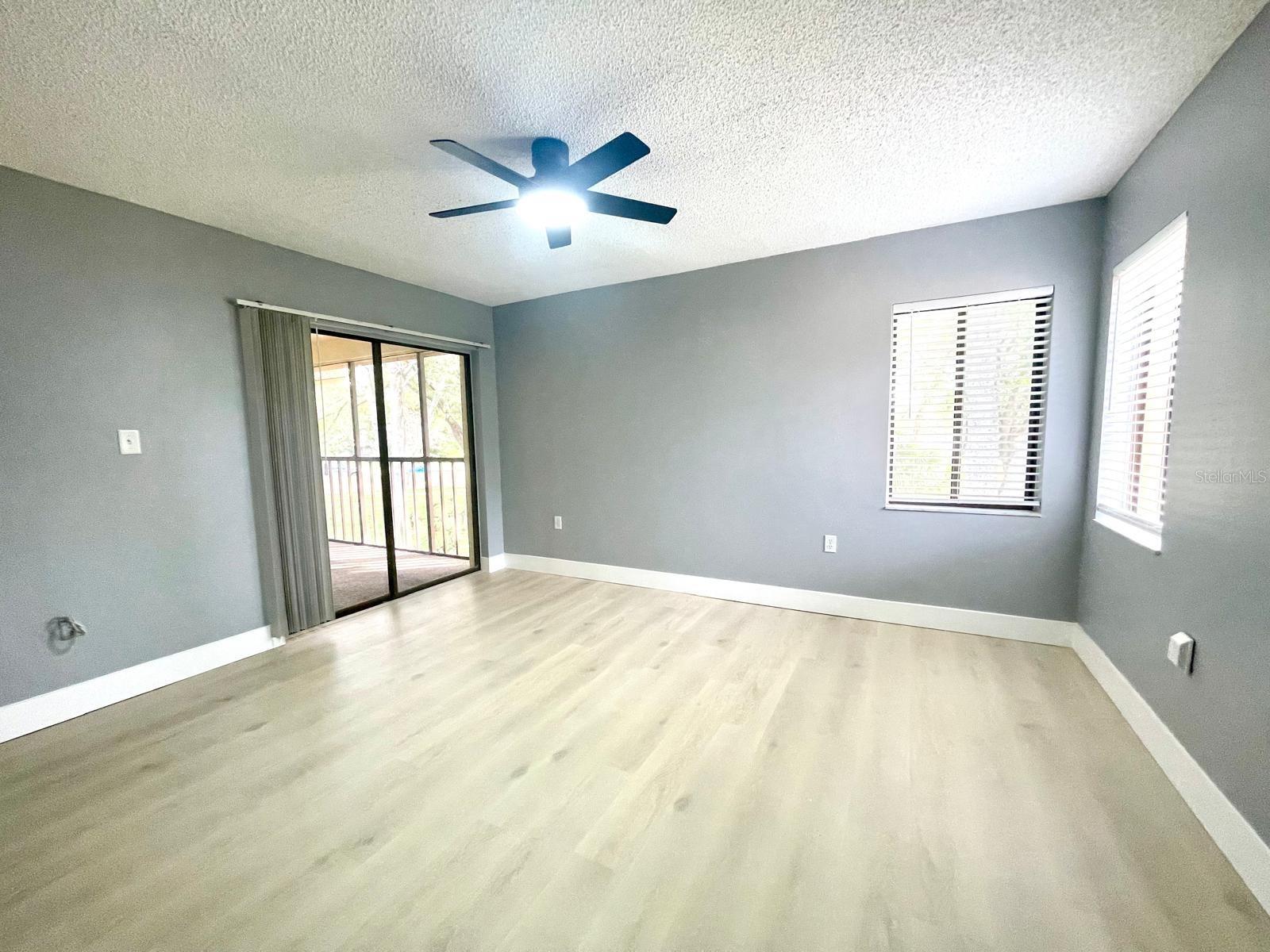 Image 17 of 31 For 2682 Sabal Springs Circle 204