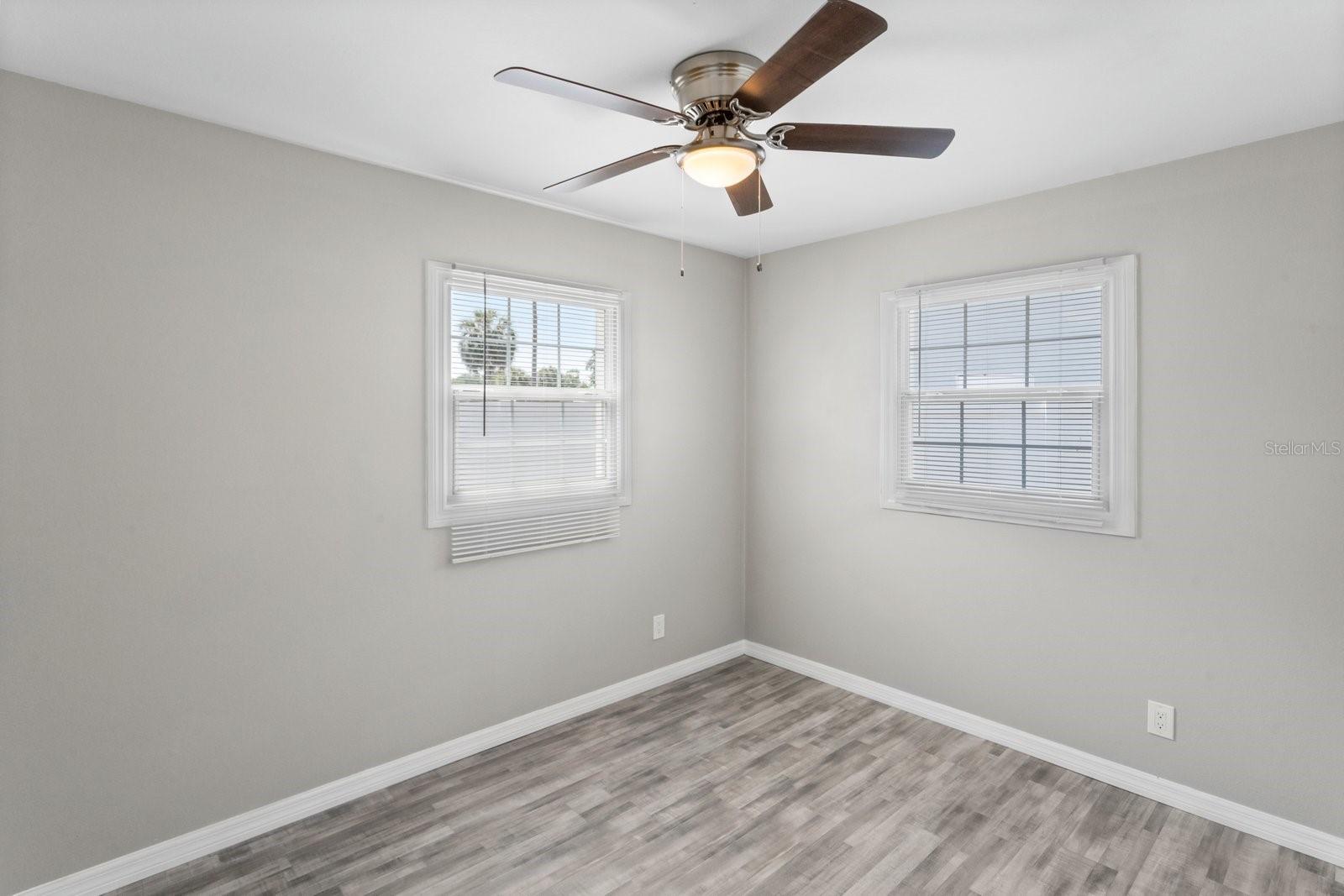 Image 22 of 28 For 6802 Comanche Avenue