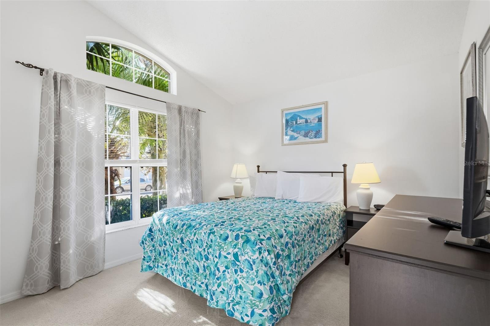 Image 10 of 60 For 8595 Sunrise Key Drive