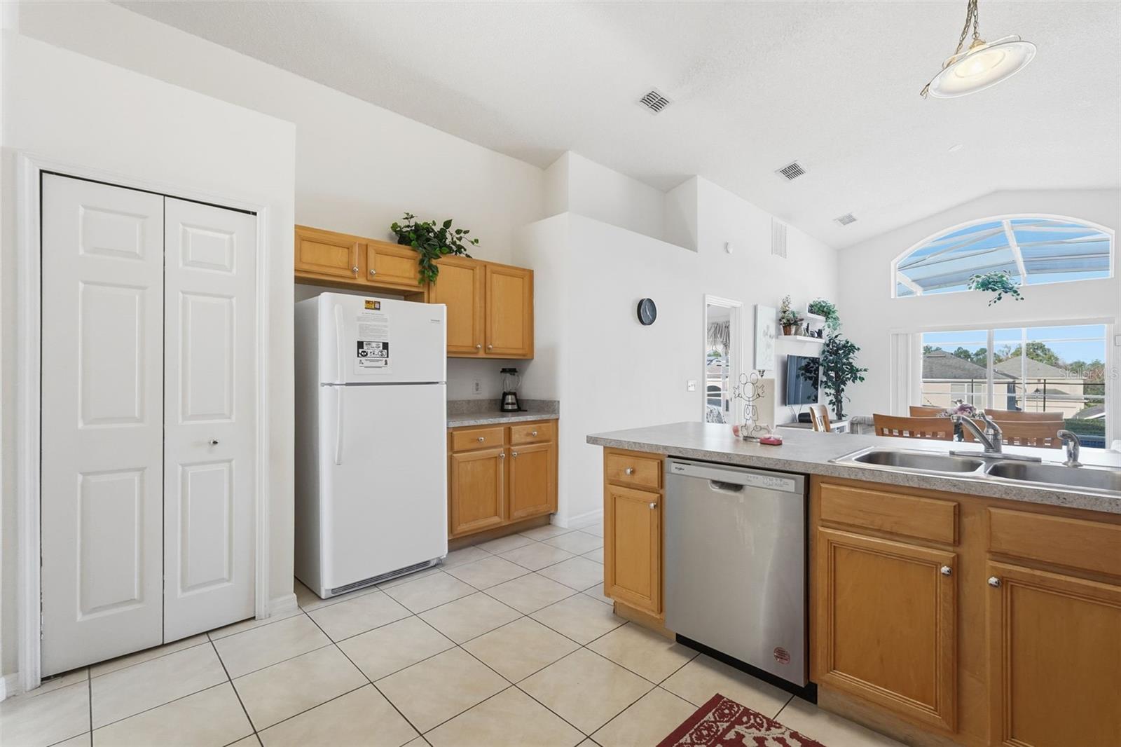 Image 16 of 60 For 8595 Sunrise Key Drive