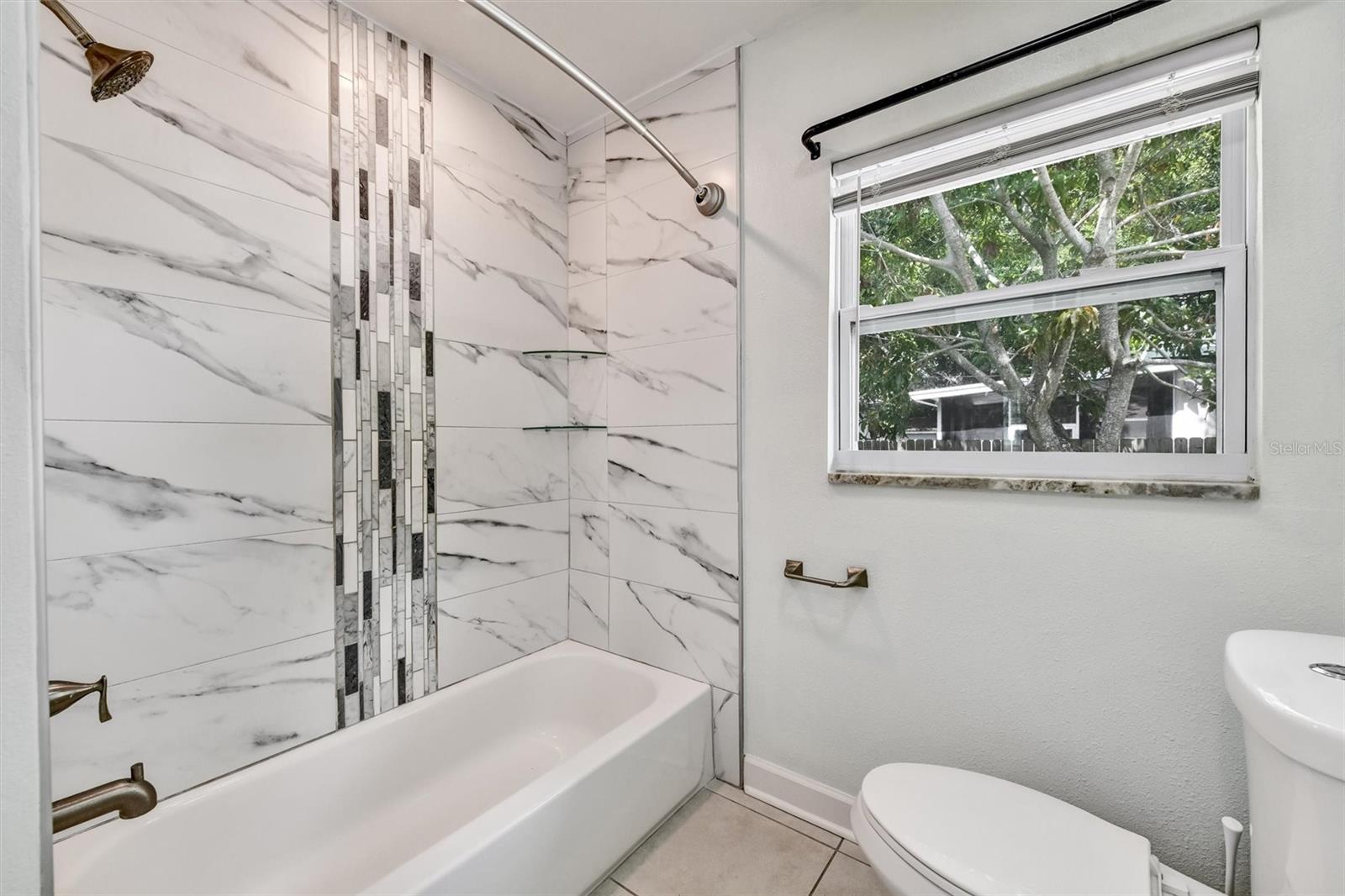 Image 22 of 38 For 3208 Avenida Republica De Cuba