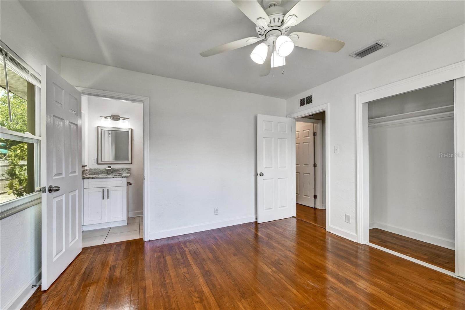 Image 26 of 38 For 3208 Avenida Republica De Cuba