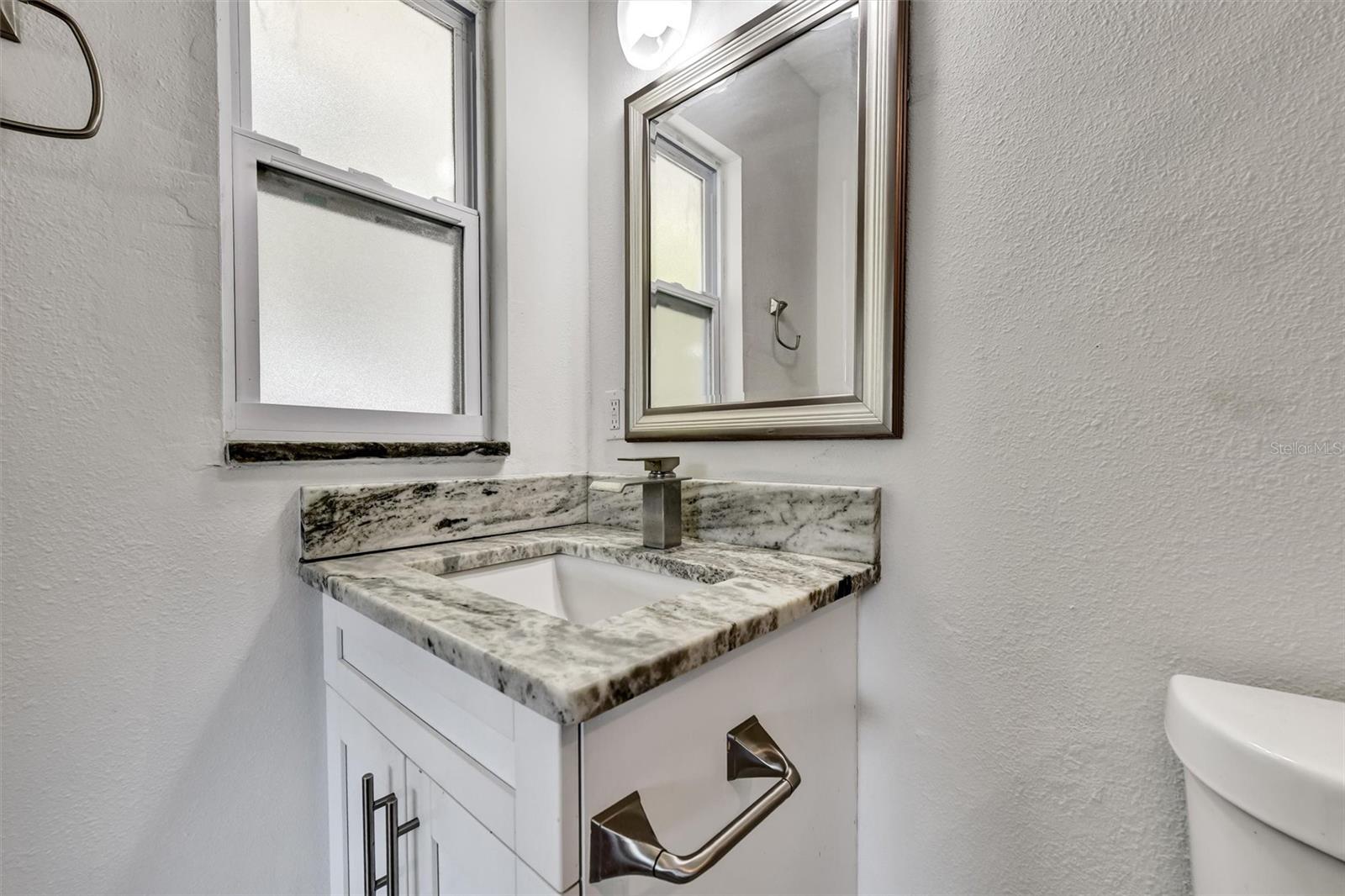 Image 29 of 38 For 3208 Avenida Republica De Cuba