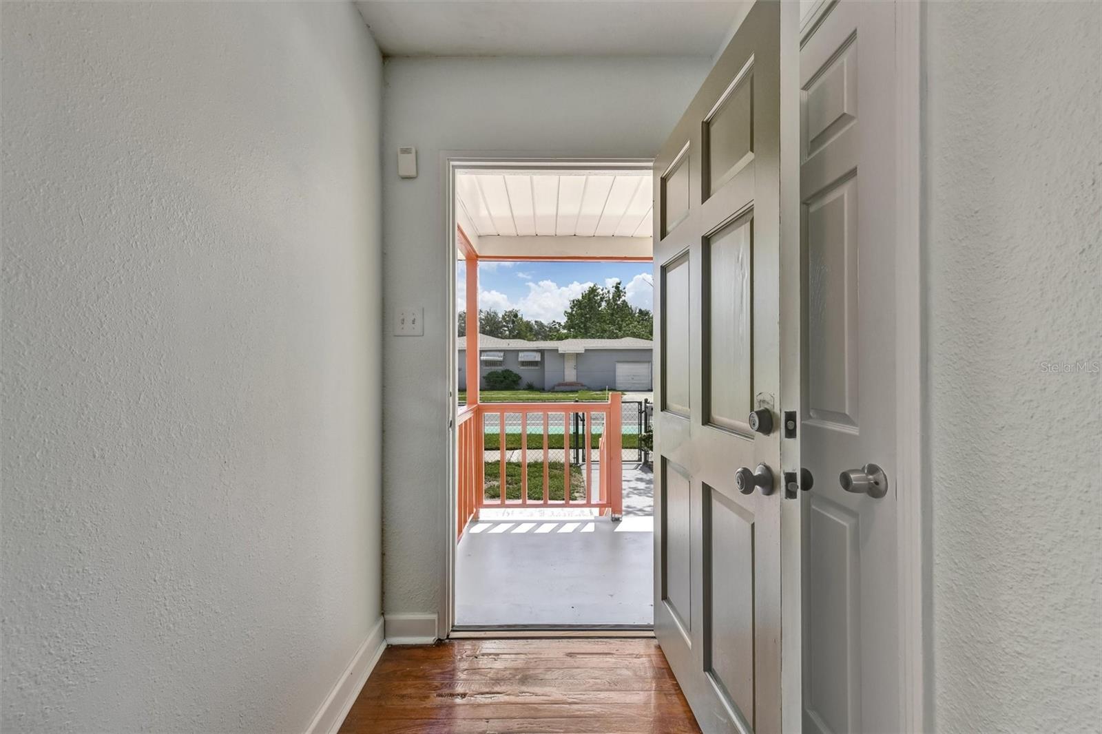 Image 6 of 38 For 3208 Avenida Republica De Cuba