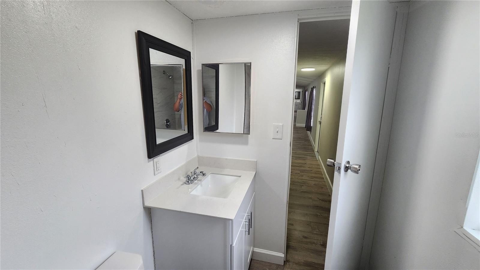 Image 19 of 22 For 837 Ethyl Street