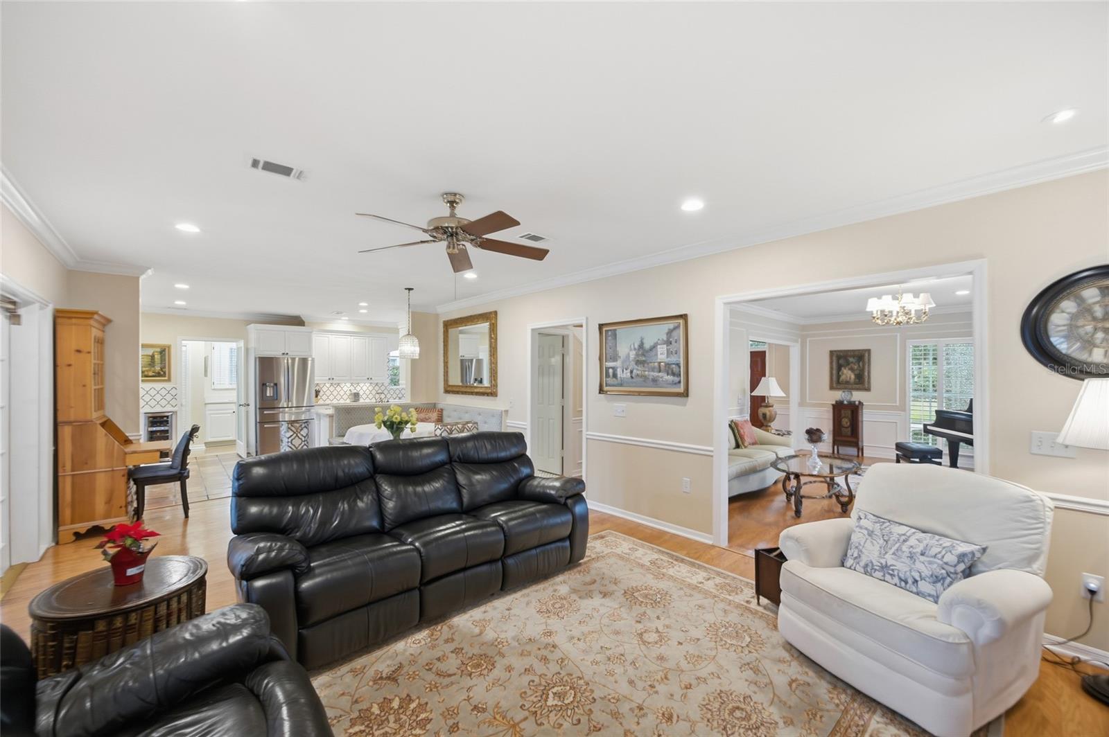 Listing photo id 9 for 2603 Cozumel Drive