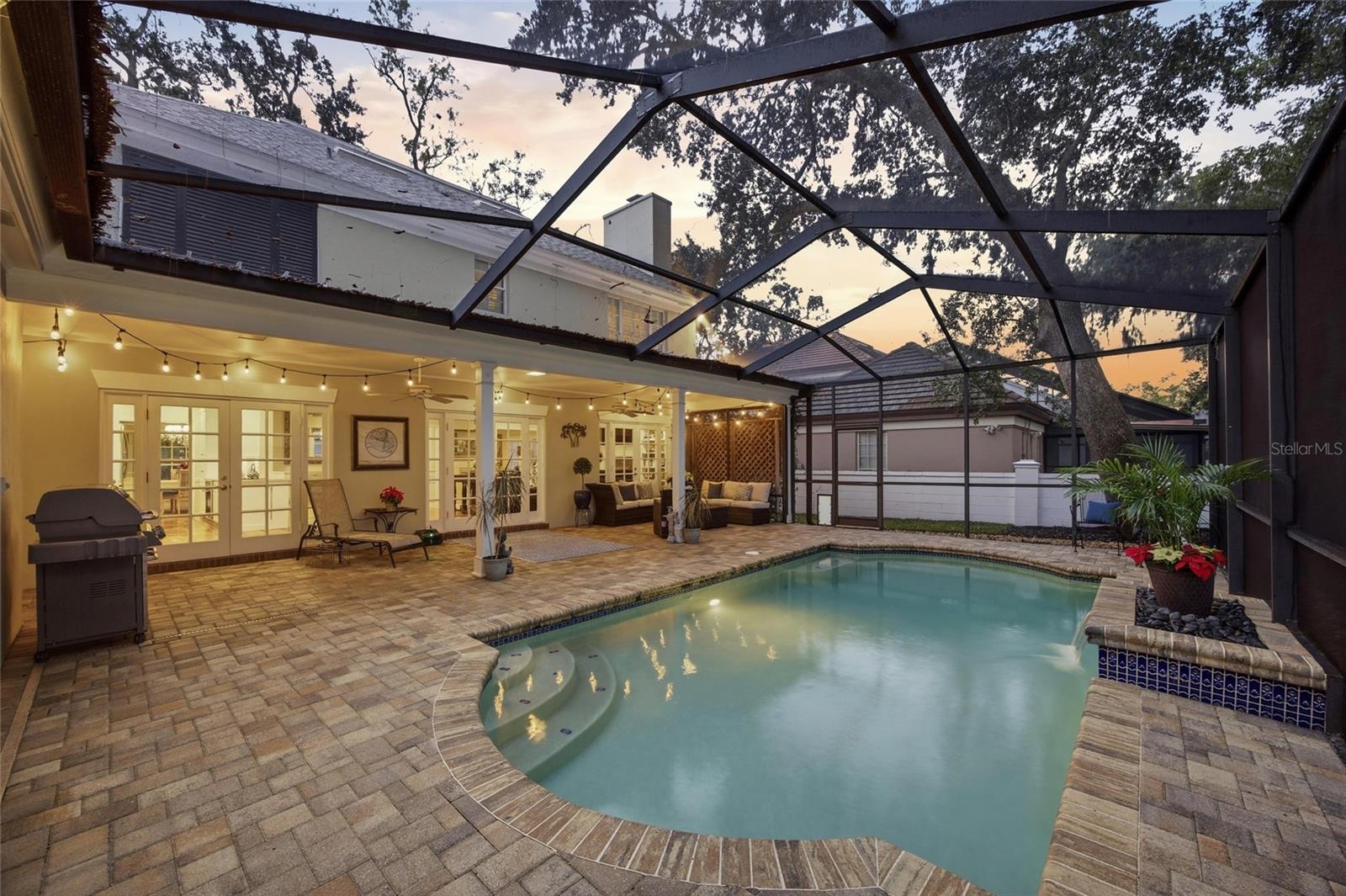 Listing photo id 32 for 2603 Cozumel Drive