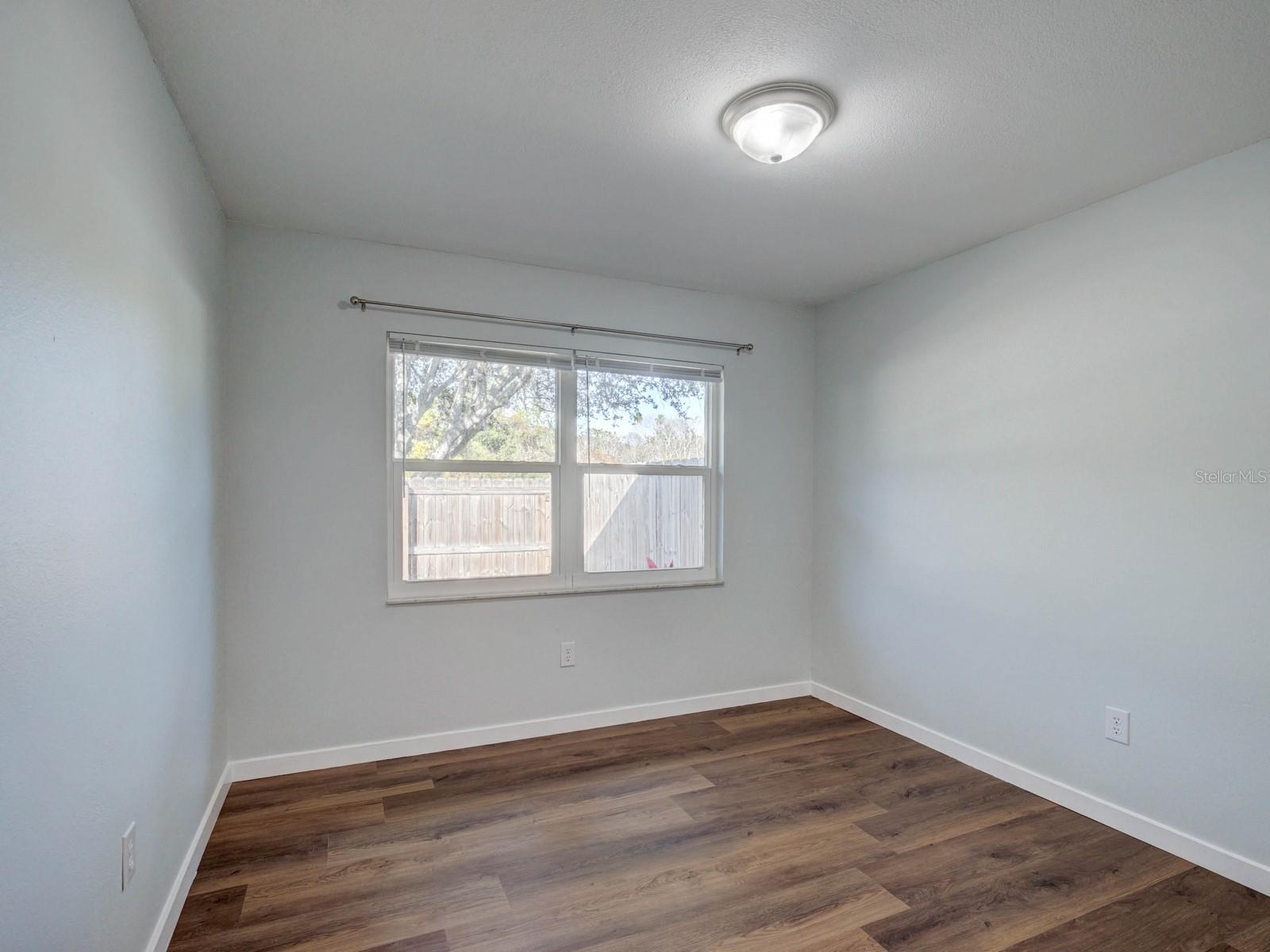 Image 13 of 17 For 1007 Sumner Boulevard B