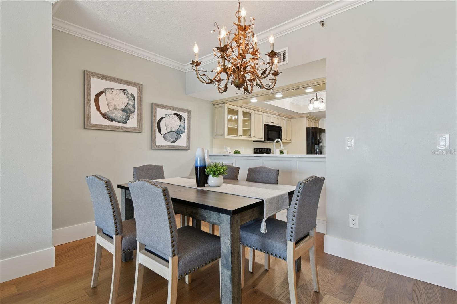 Image 23 of 47 For 1586 Gulf Boulevard 2502