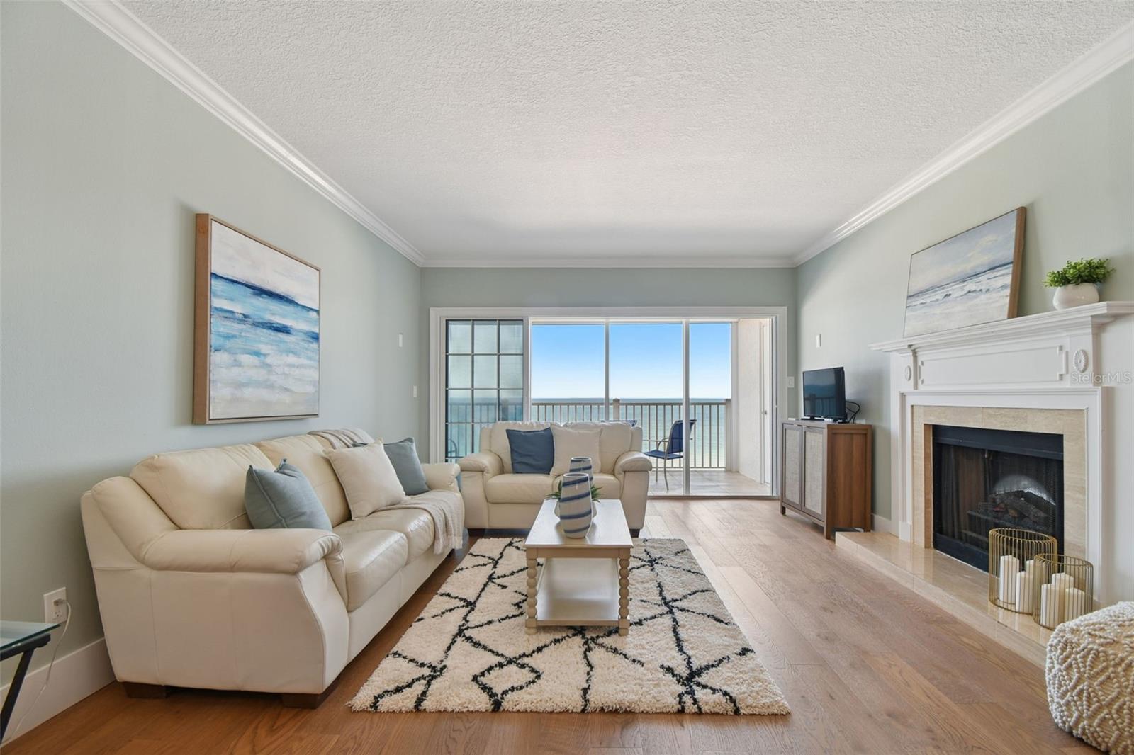 Image 27 of 47 For 1586 Gulf Boulevard 2502