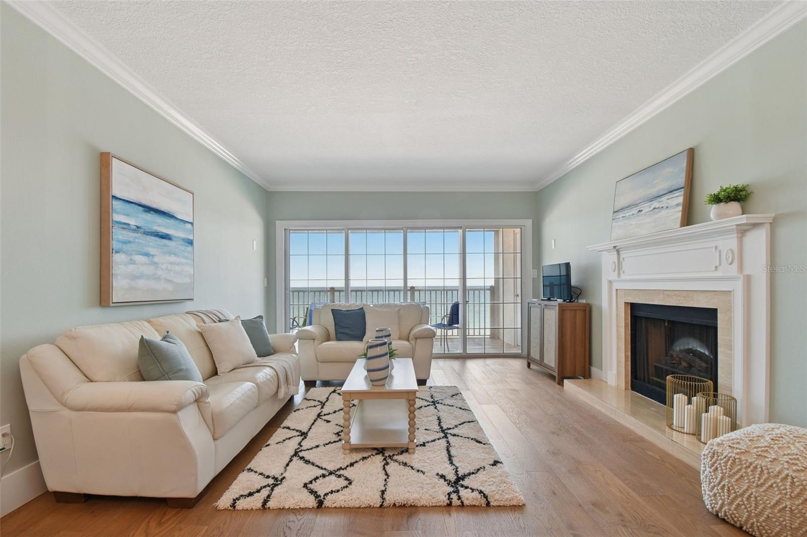 Image 3 of 47 For 1586 Gulf Boulevard 2502