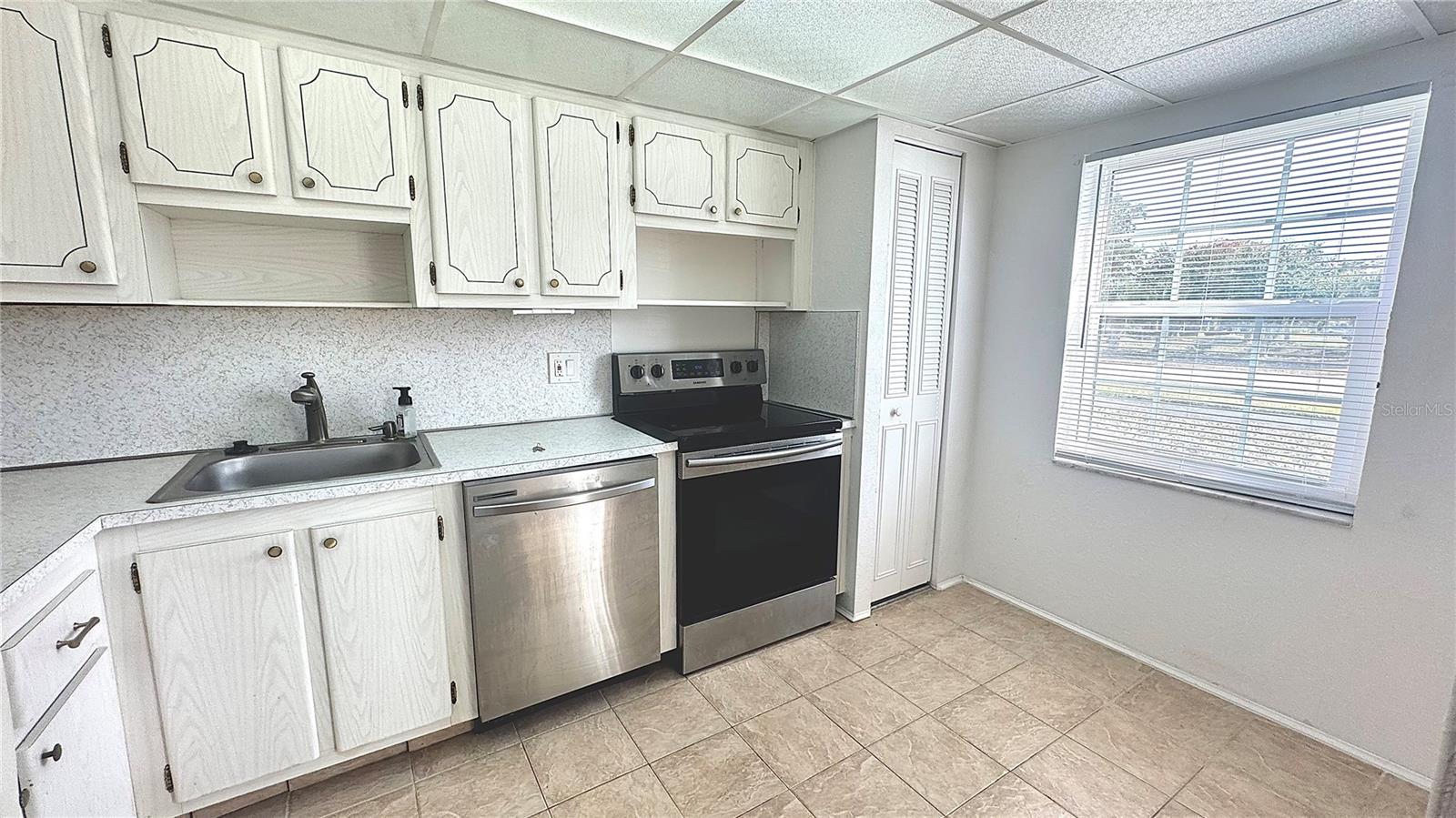 Image 7 of 14 For 1900 68th Street N 106