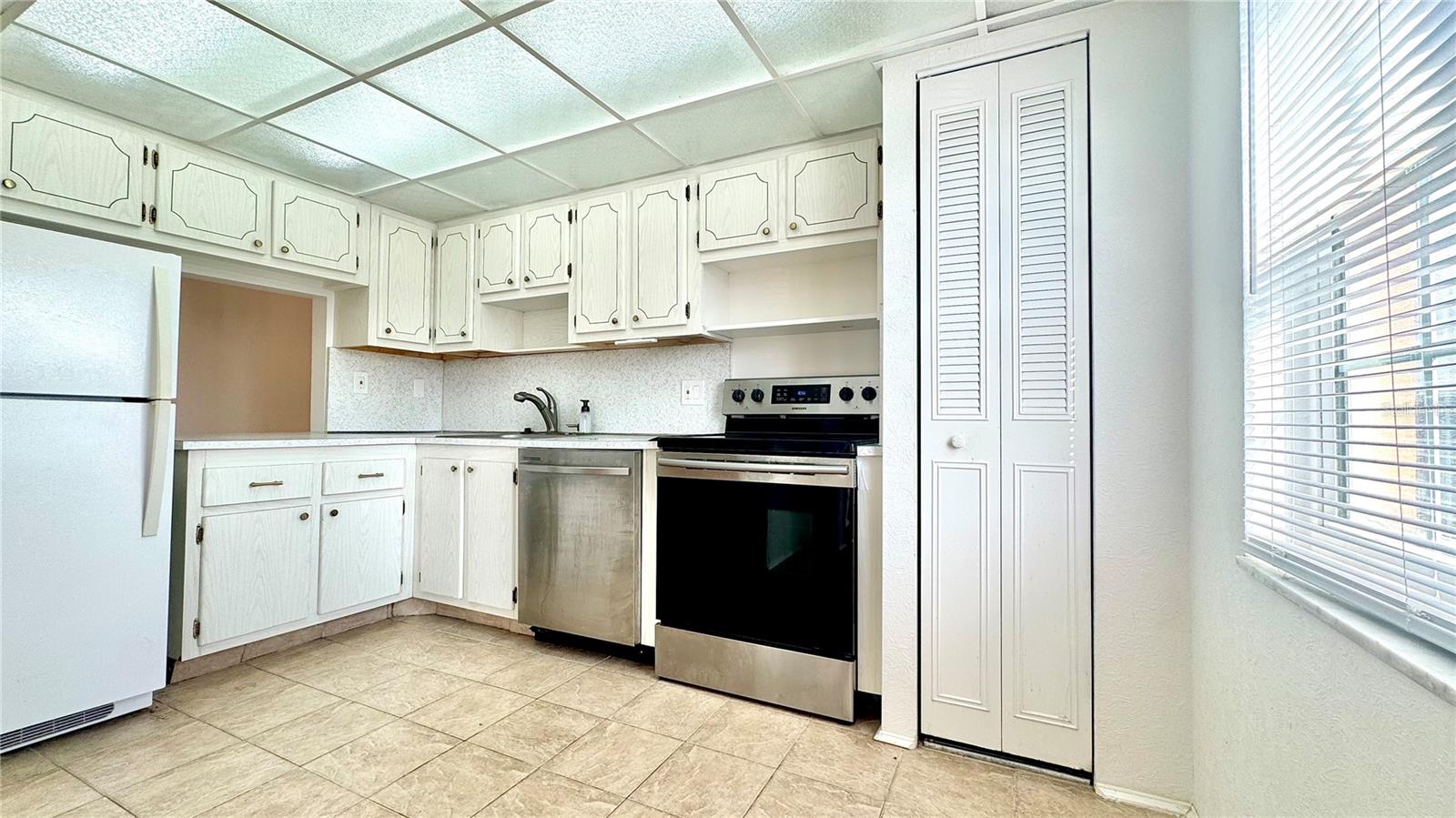 Image 8 of 14 For 1900 68th Street N 106