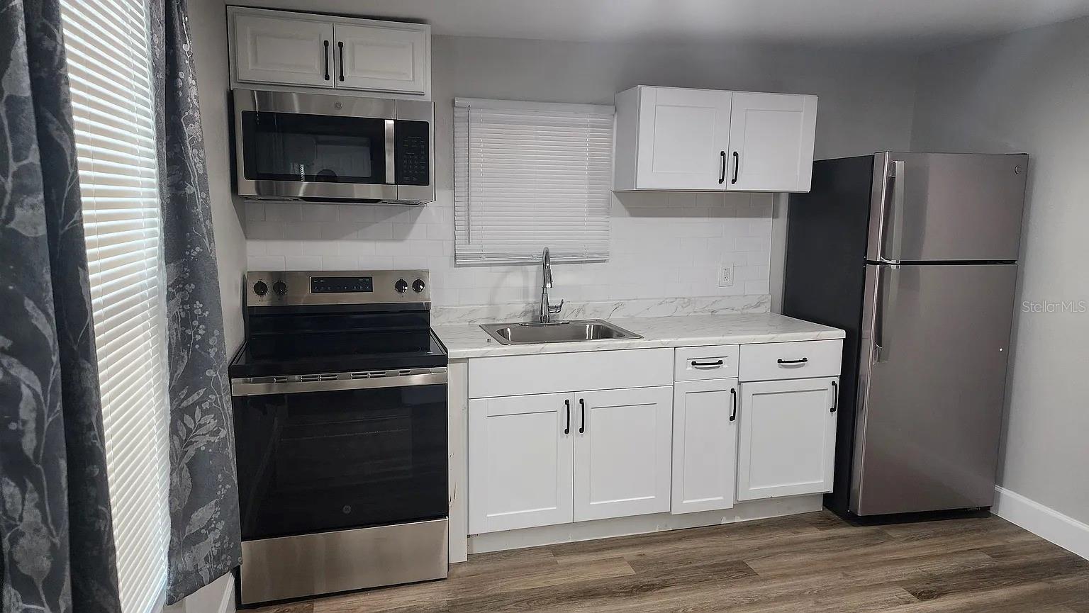 Image 10 of 12 For 837 Ethyl Street B