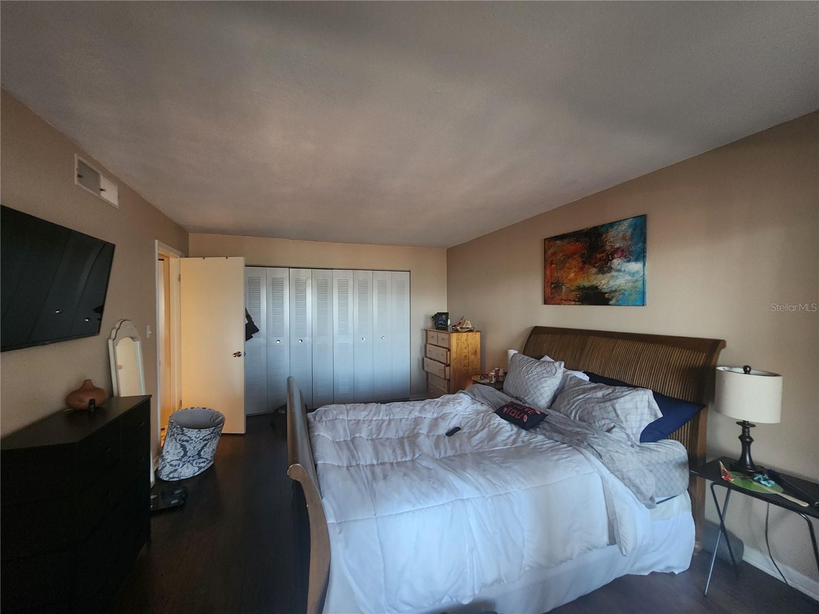 Image 10 of 17 For 2579 Countryside Boulevard 1204