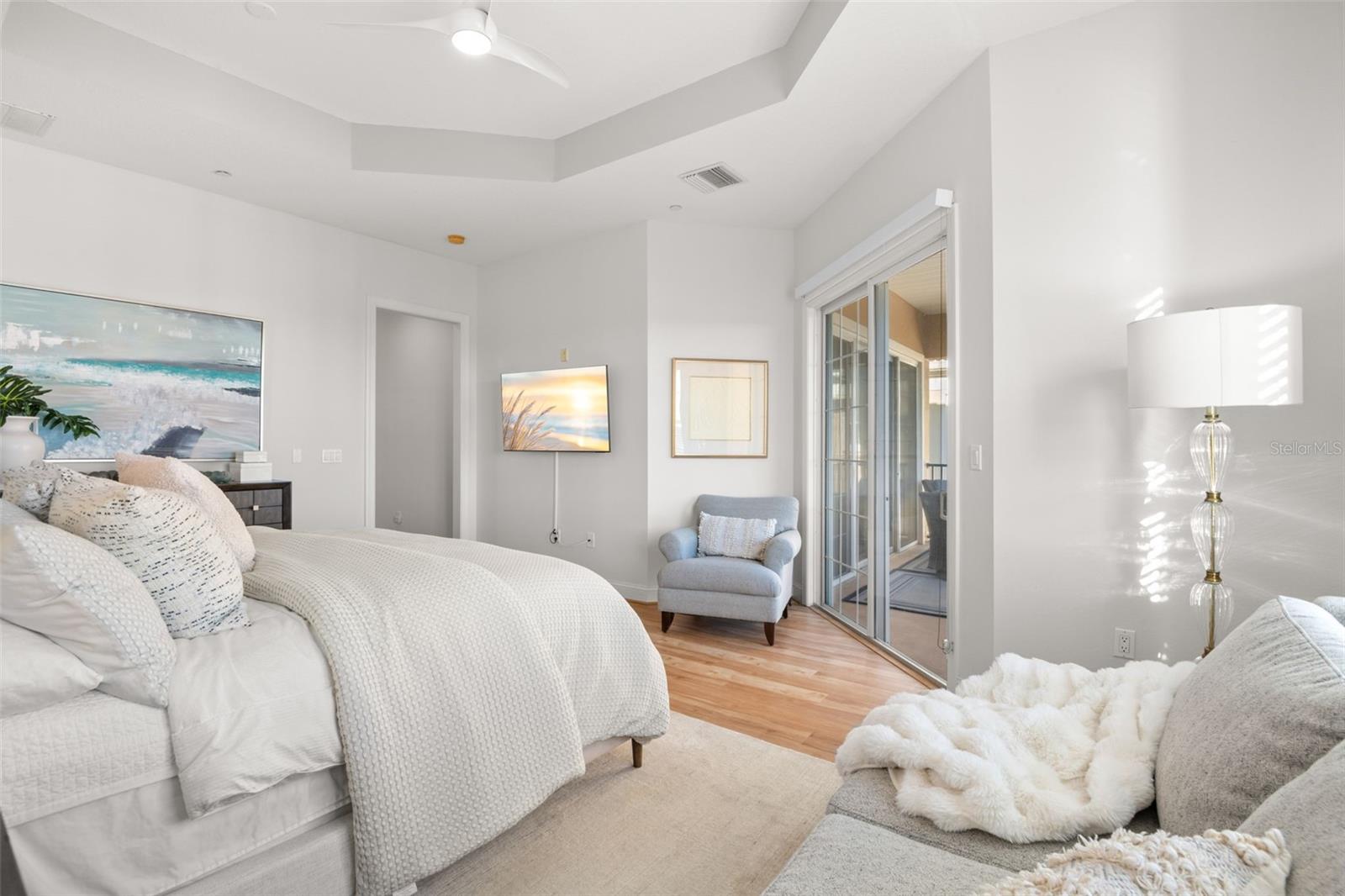 Image 19 of 41 For 6 Academy Way S 23a