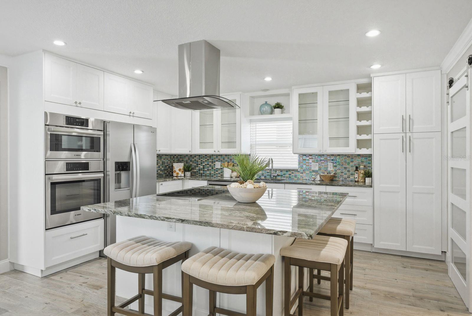 Image 12 of 69 For 14521 Lynch Lane