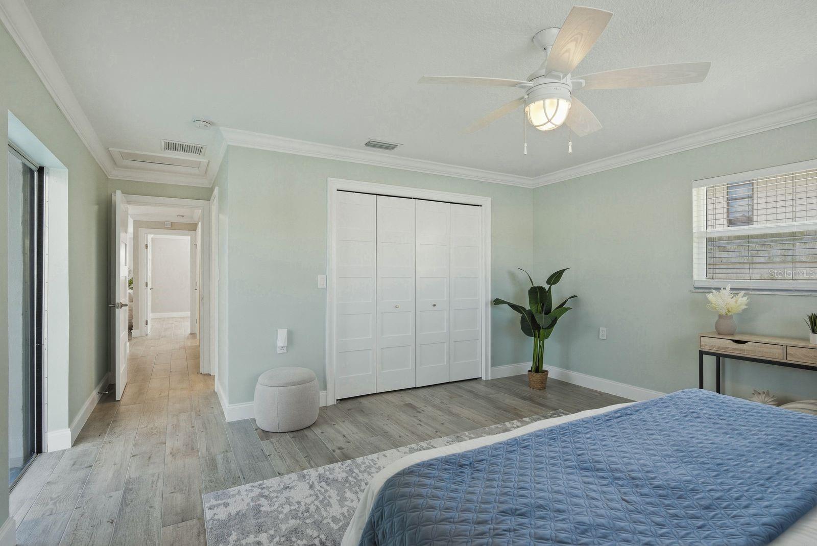 Image 22 of 69 For 14521 Lynch Lane