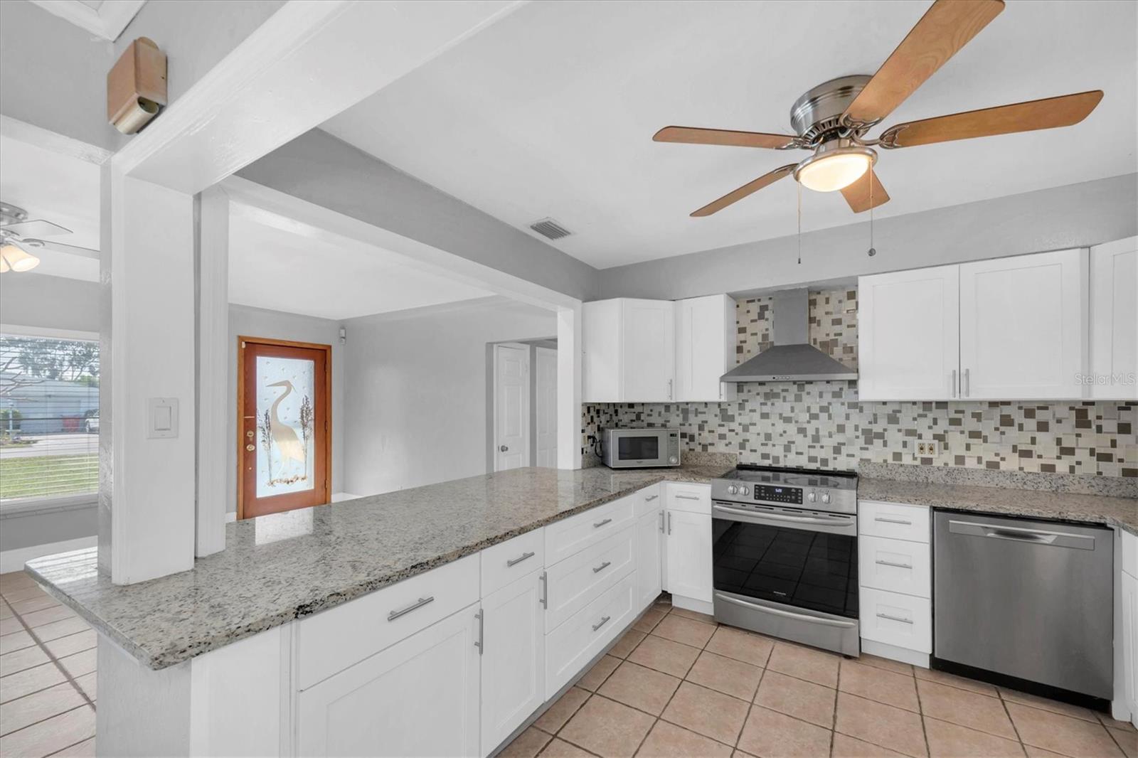 Image 12 of 34 For 10739 64th Avenue