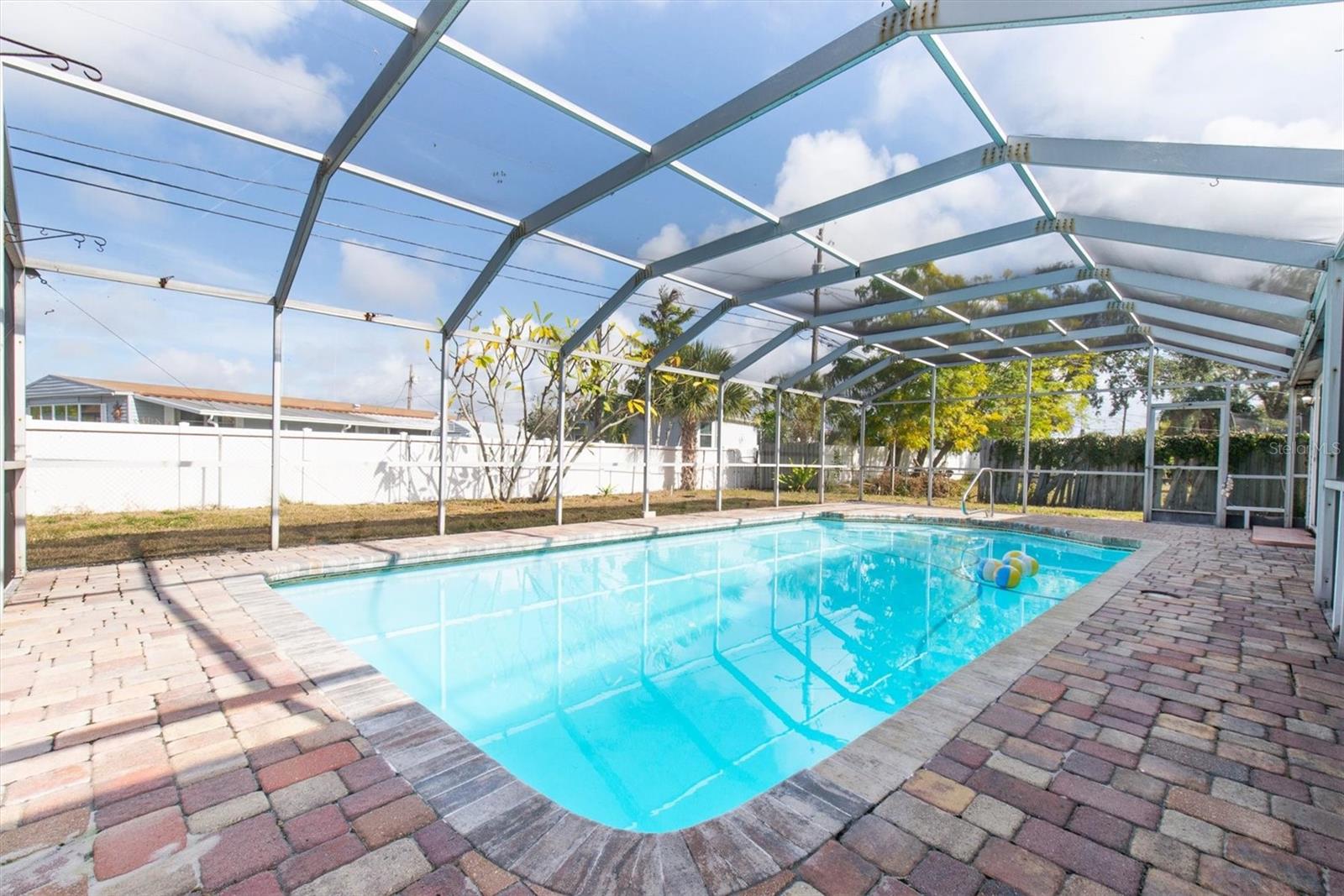 Image 30 of 34 For 10739 64th Avenue