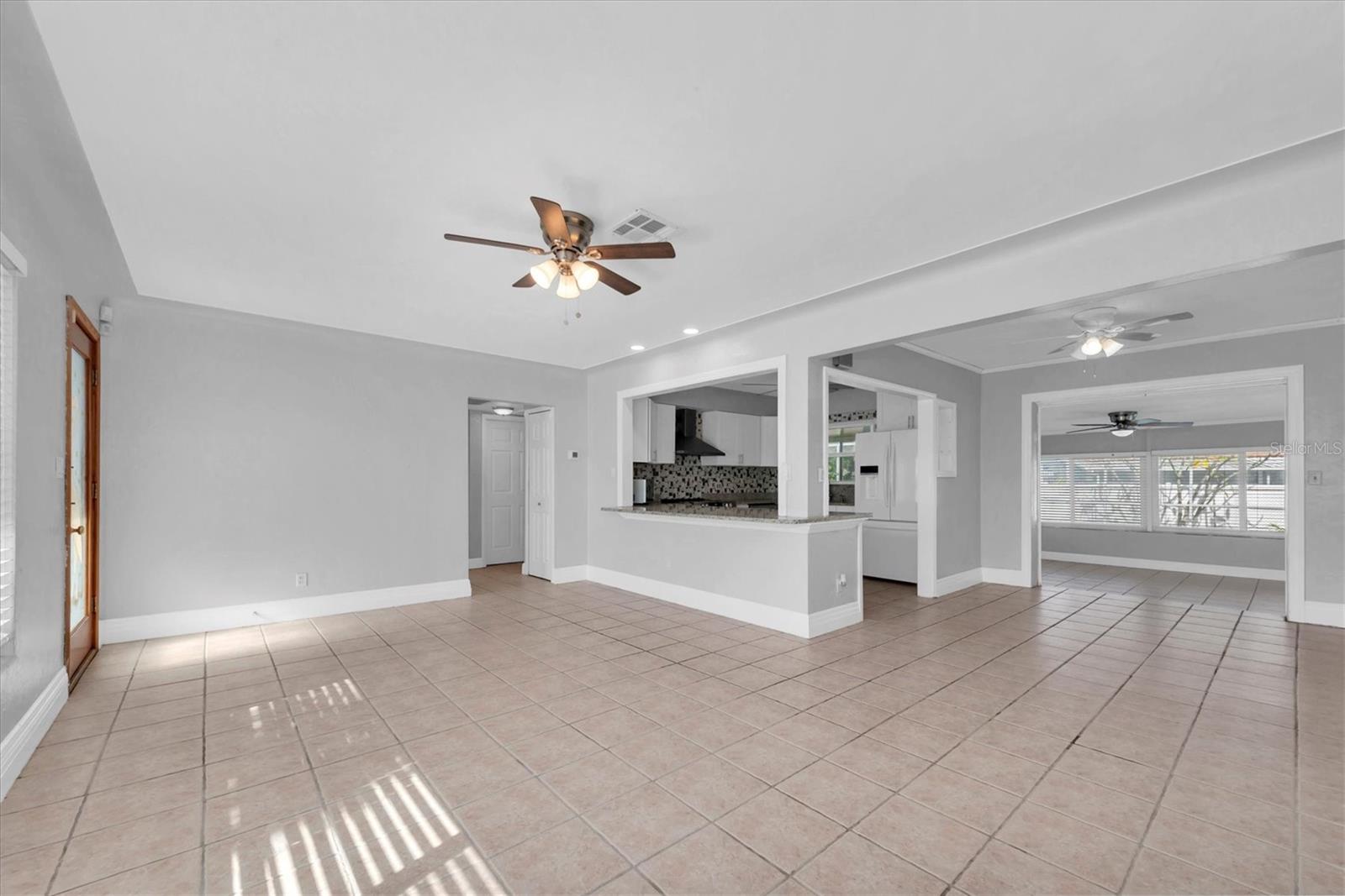 Image 6 of 34 For 10739 64th Avenue