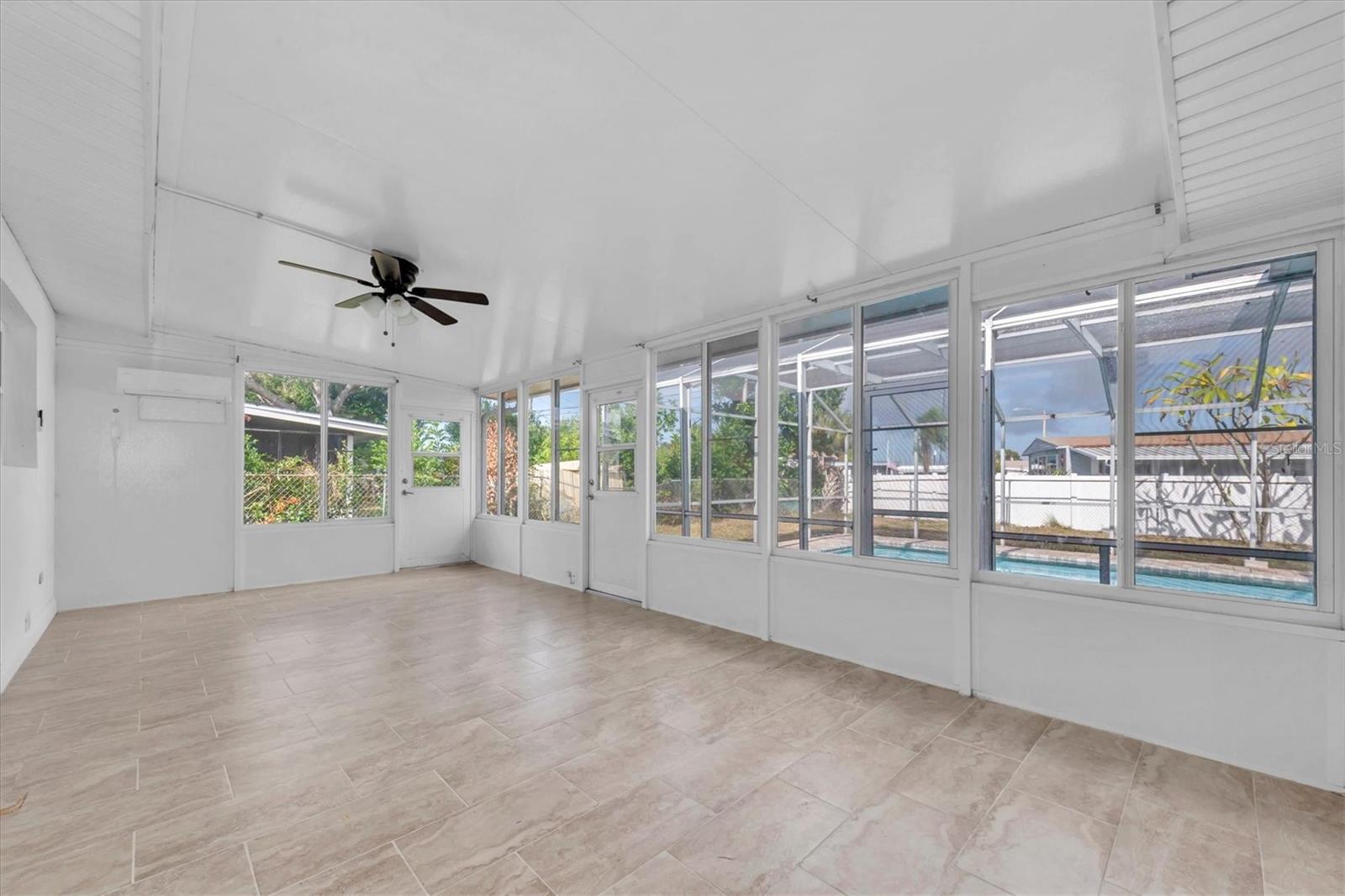 Image 8 of 34 For 10739 64th Avenue