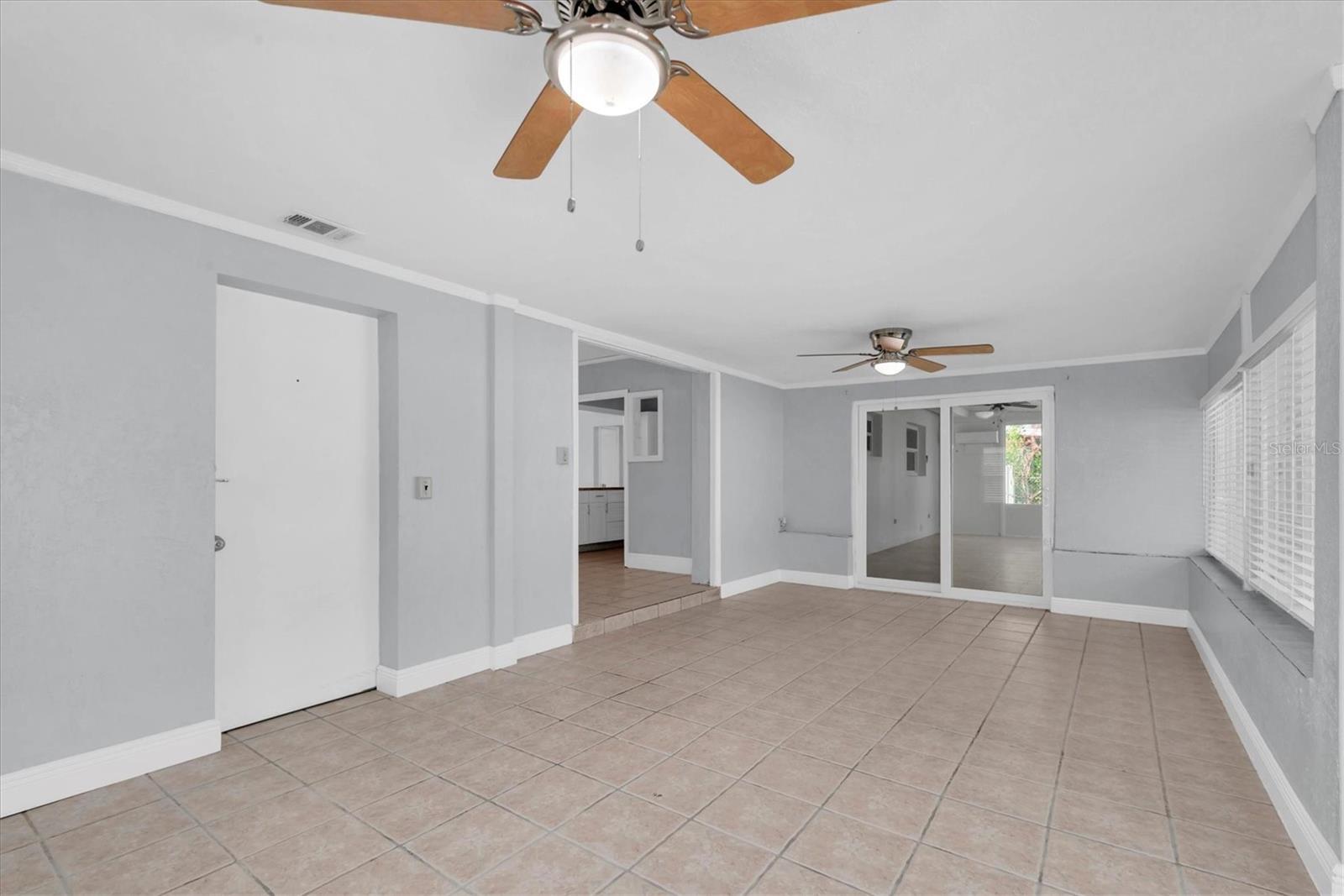 Image 9 of 34 For 10739 64th Avenue