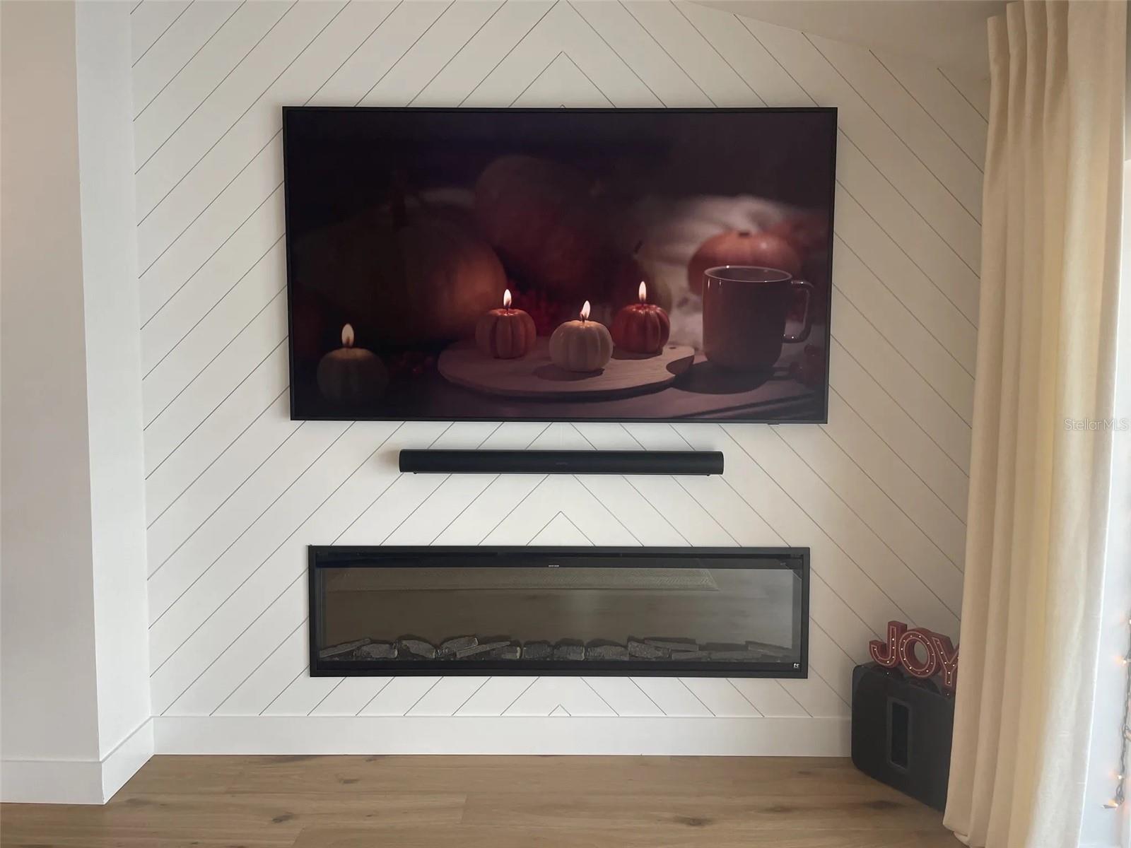 Image 4 of 17 For 1021 Temple Grove Place