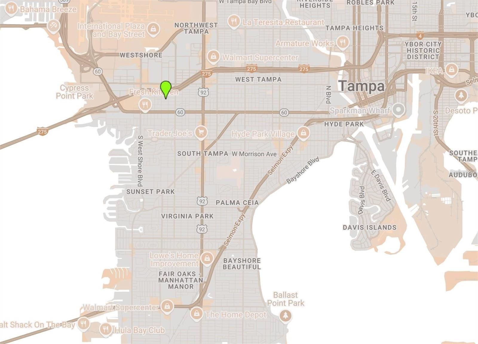 Listing photo id 2 for 4308 Gray Street 1