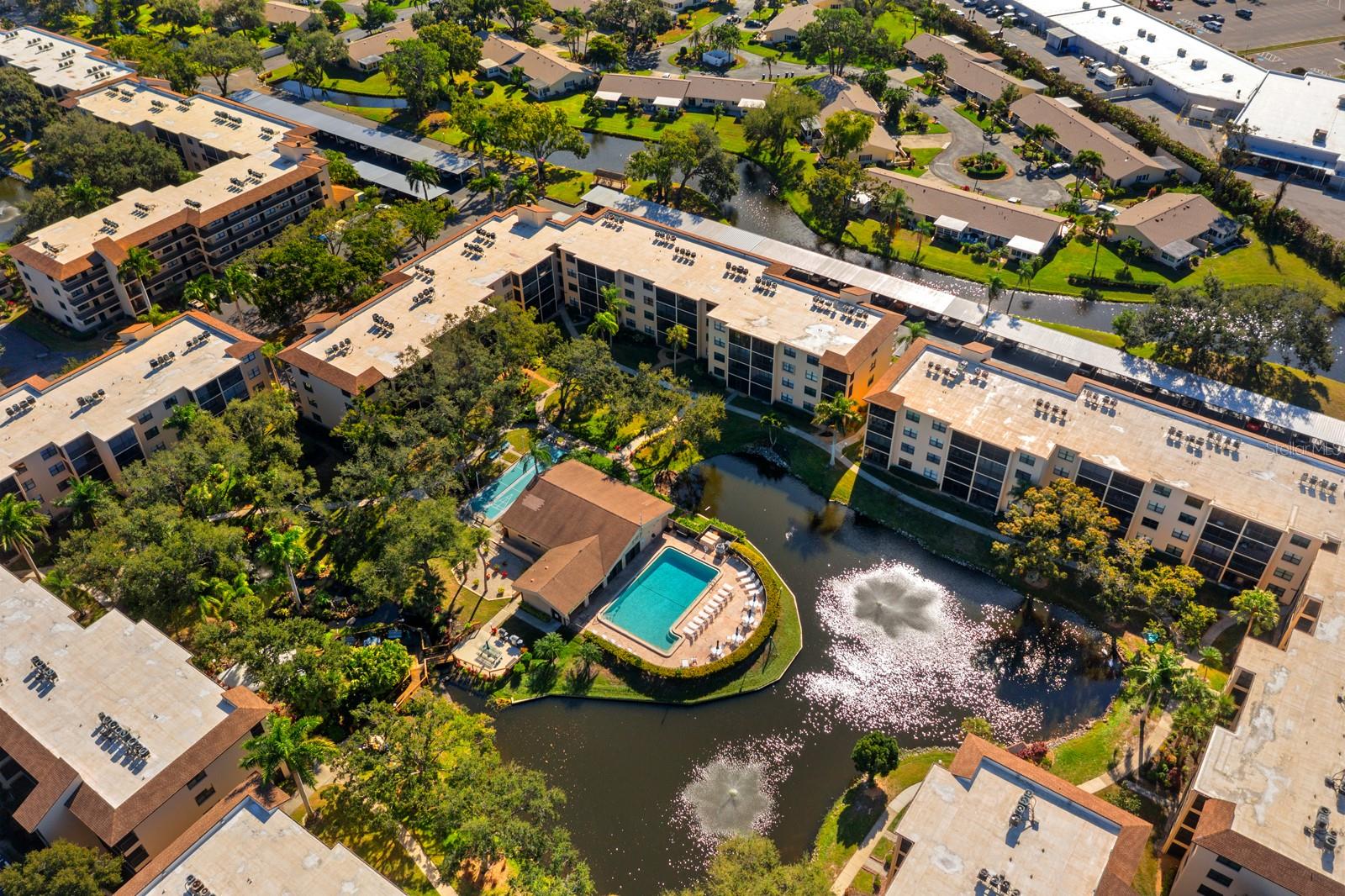 Image 22 of 25 For 505 30th Avenue W E304