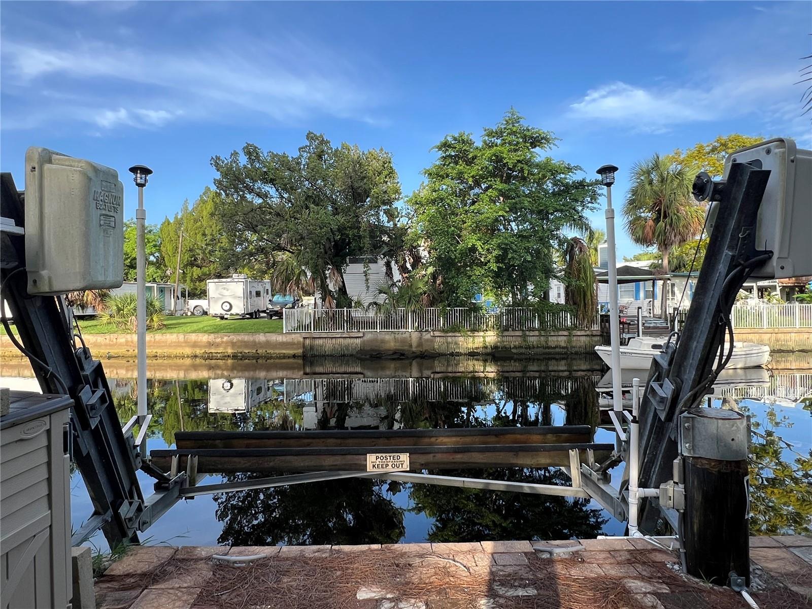 Listing photo id 4 for 14633 Williams Lane