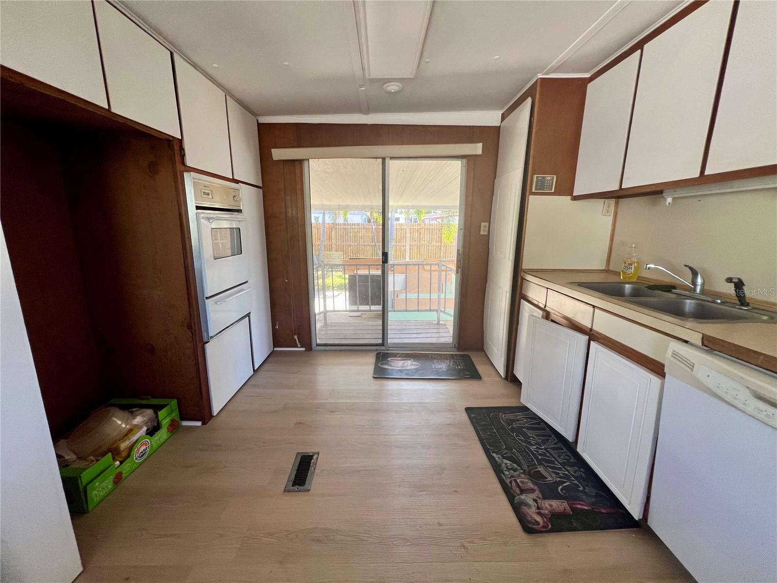 Image 27 of 38 For 209 Lark Drive