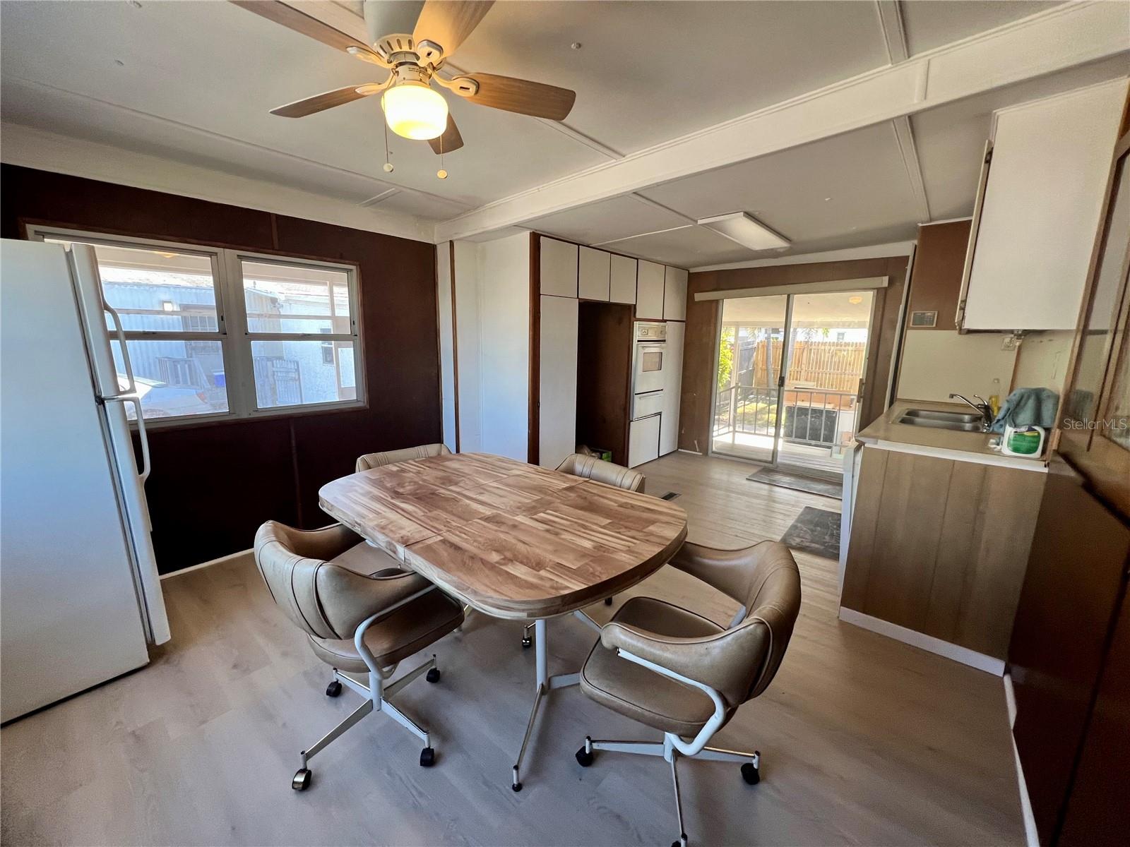 Image 28 of 38 For 209 Lark Drive