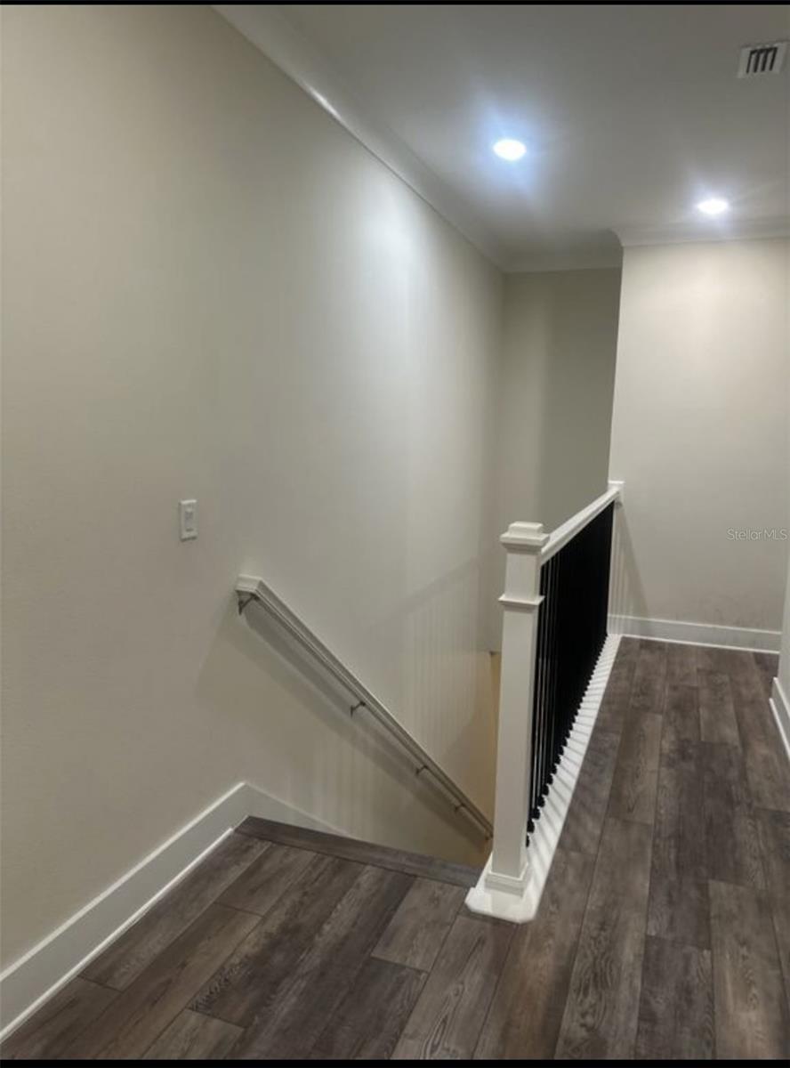 Image 21 of 27 For 1249 Savona Drive Ne