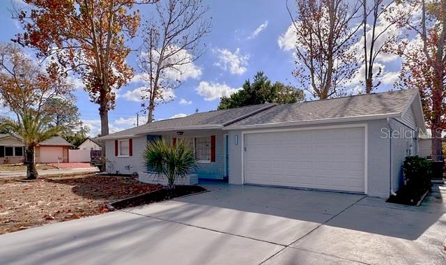 Listing photo id 19 for 7924 Halsey Drive