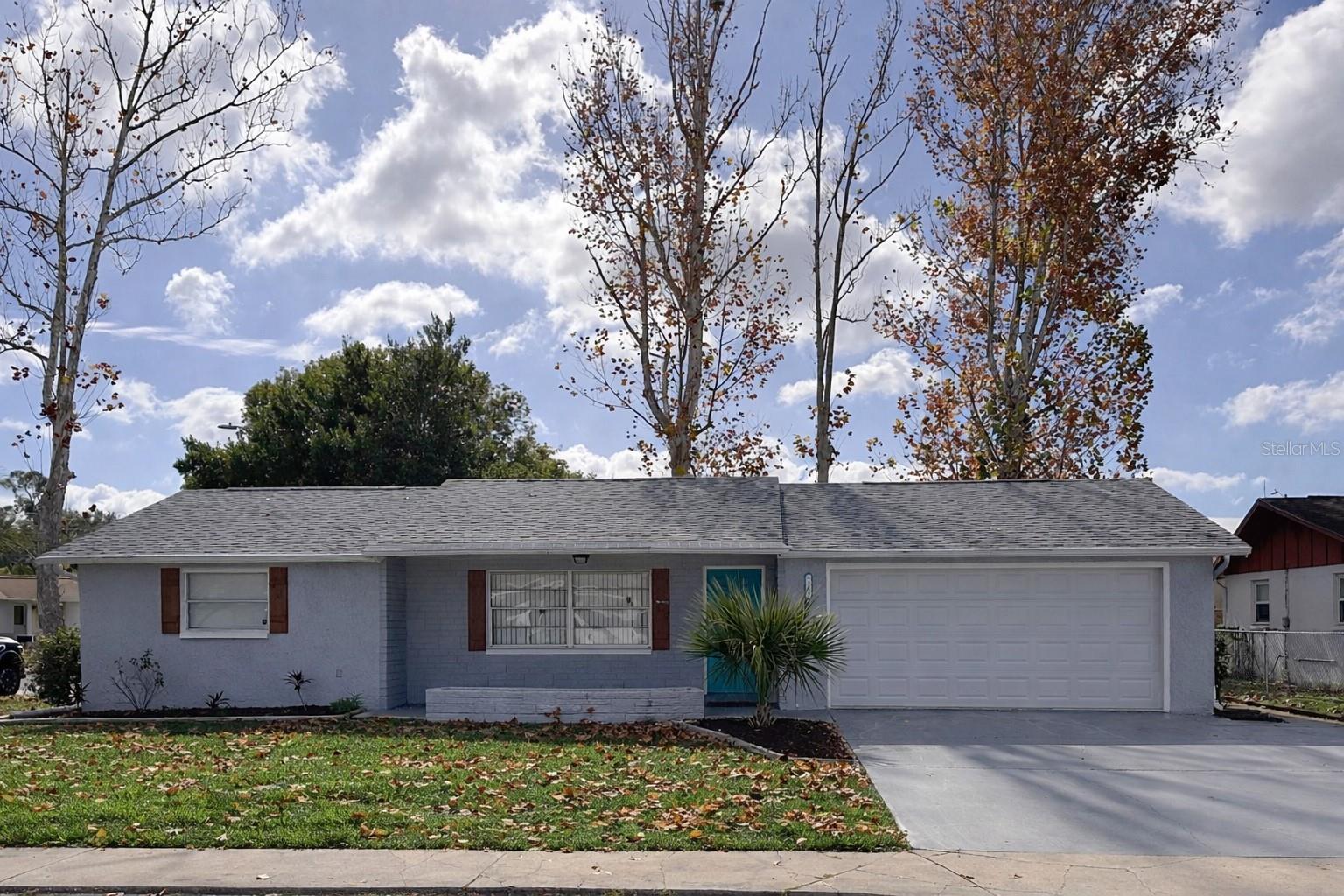 Listing photo id 24 for 7924 Halsey Drive