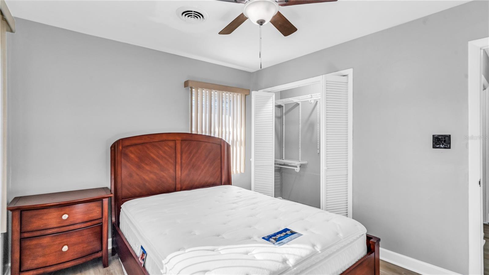 Image 10 of 29 For 11912 Mcmullen Loop